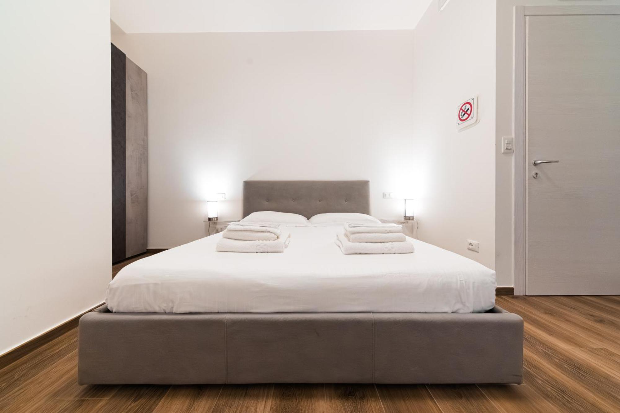 New - Venturini Suites In Bologna Centre Buitenkant foto