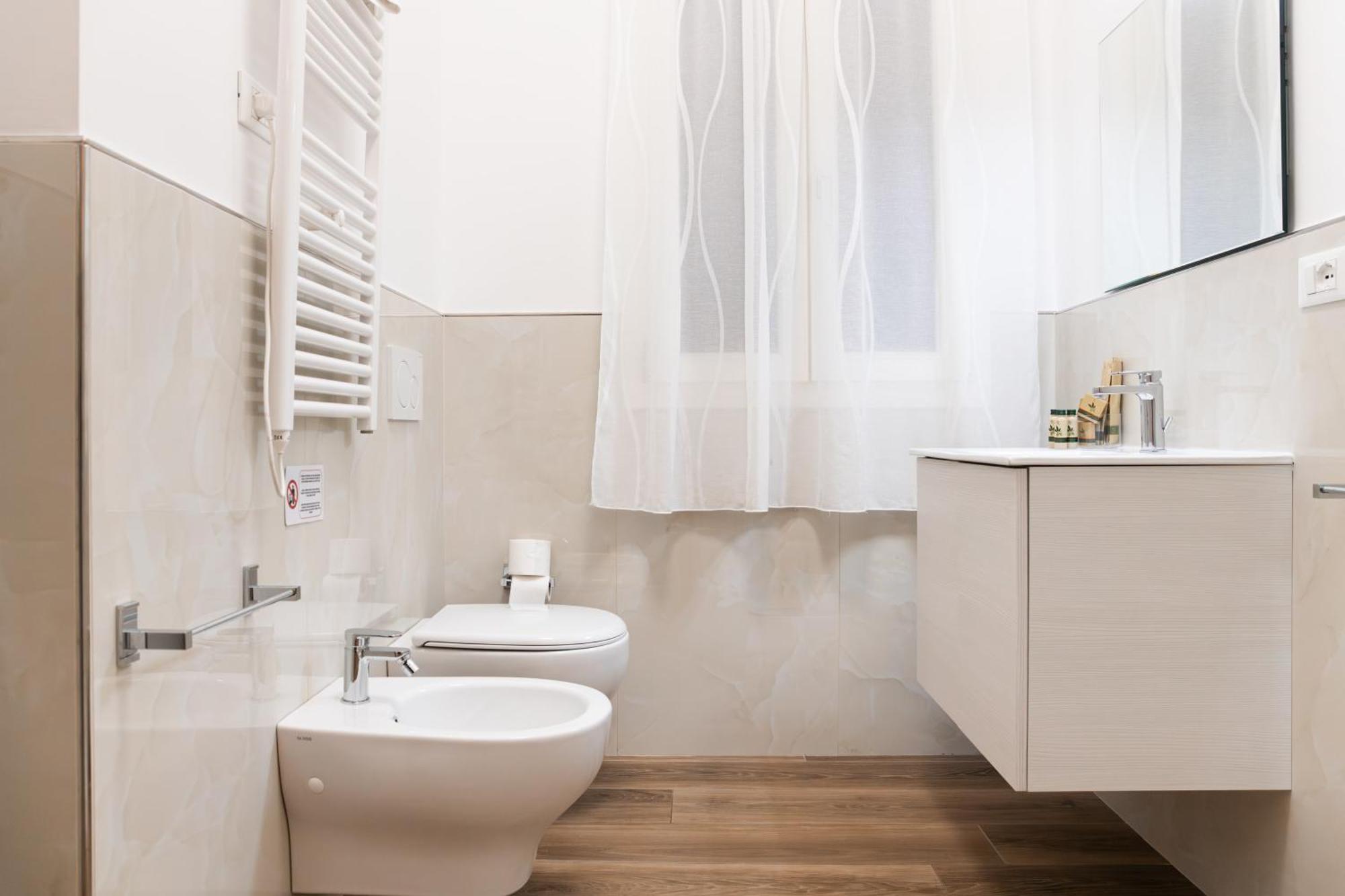 New - Venturini Suites In Bologna Centre Buitenkant foto