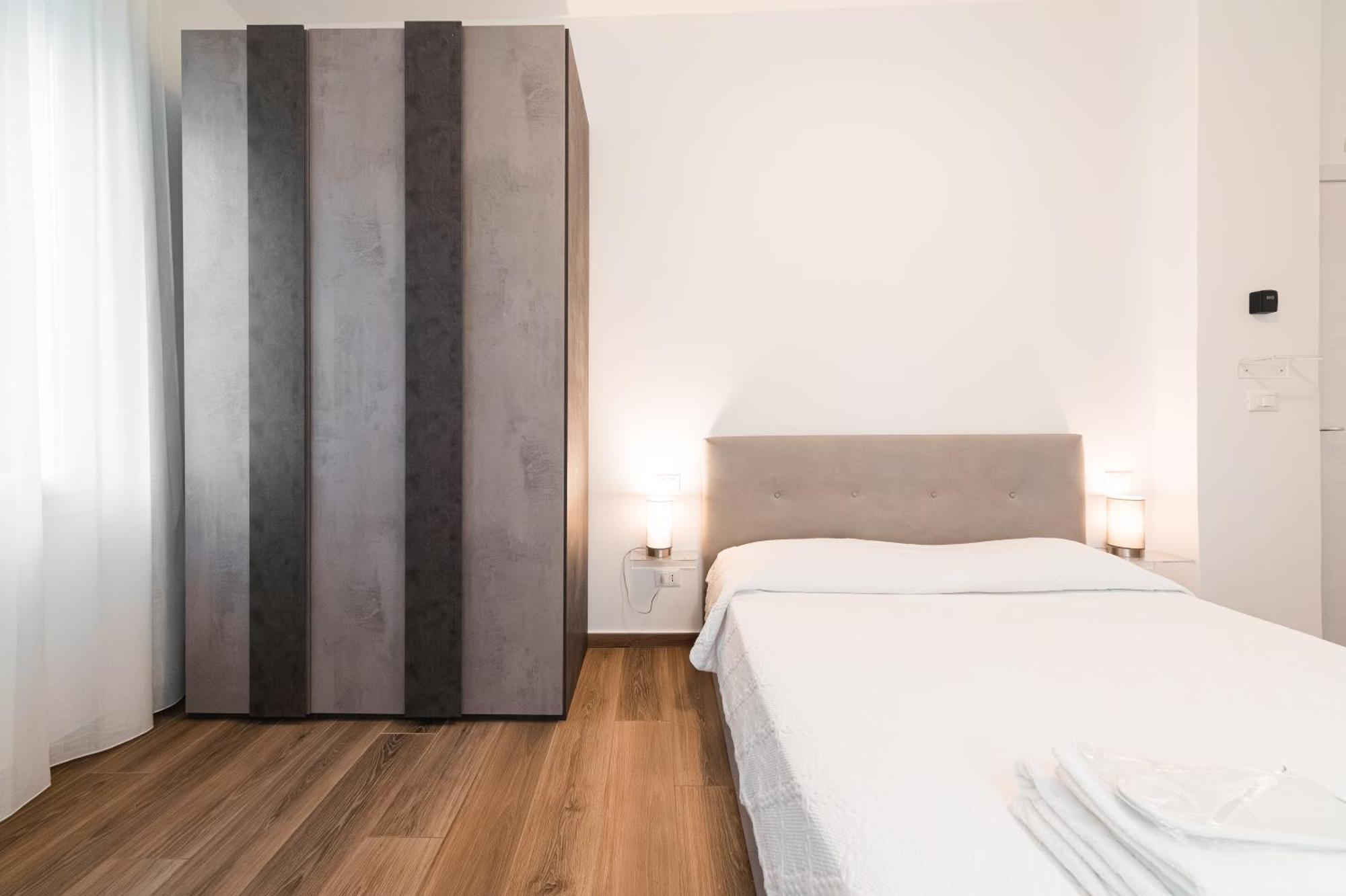 New - Venturini Suites In Bologna Centre Buitenkant foto