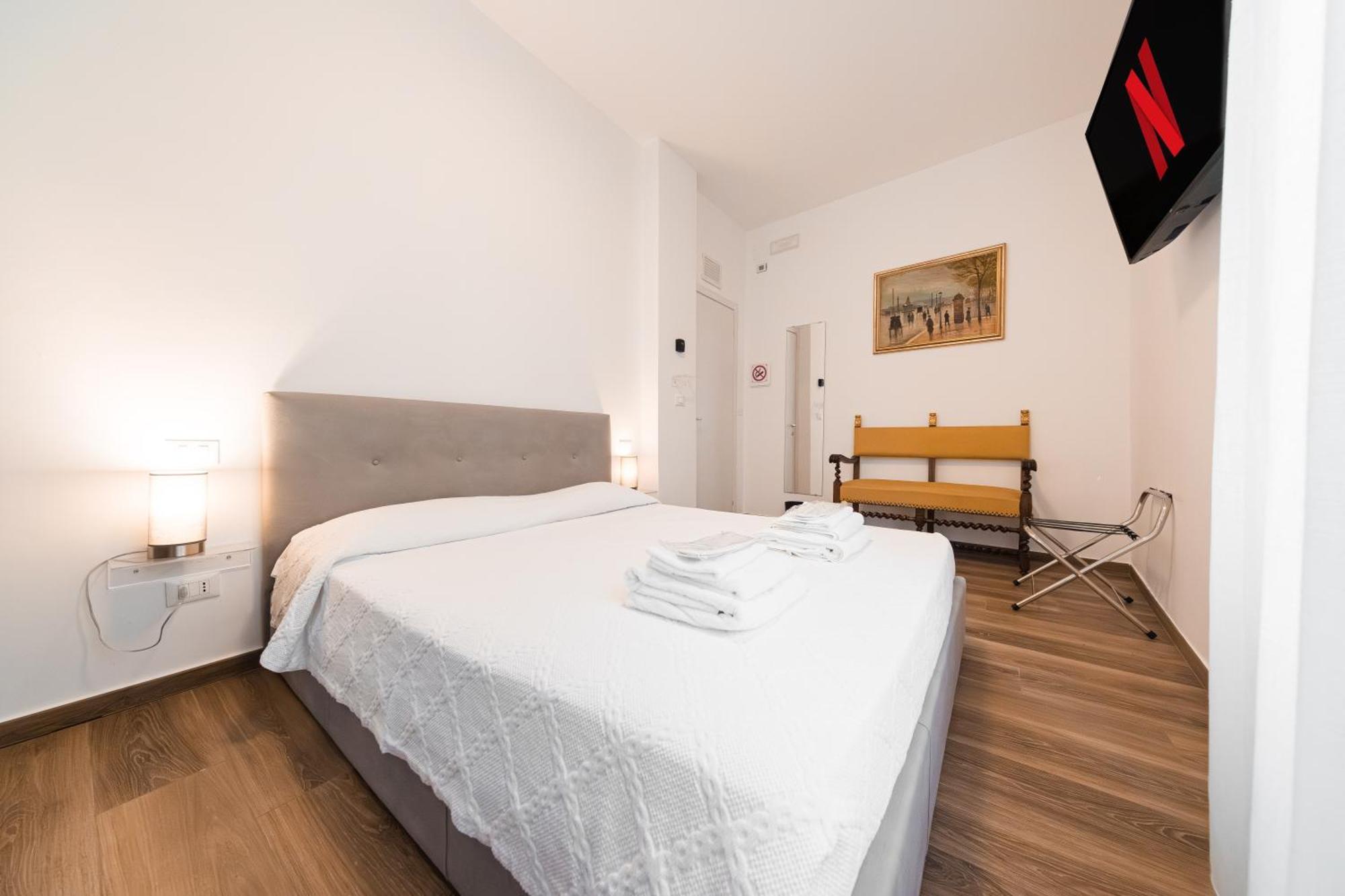 New - Venturini Suites In Bologna Centre Buitenkant foto